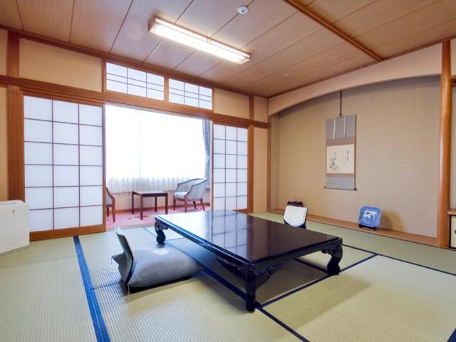 Hotel Tsubakikan Honkan Мацуяма Экстерьер фото